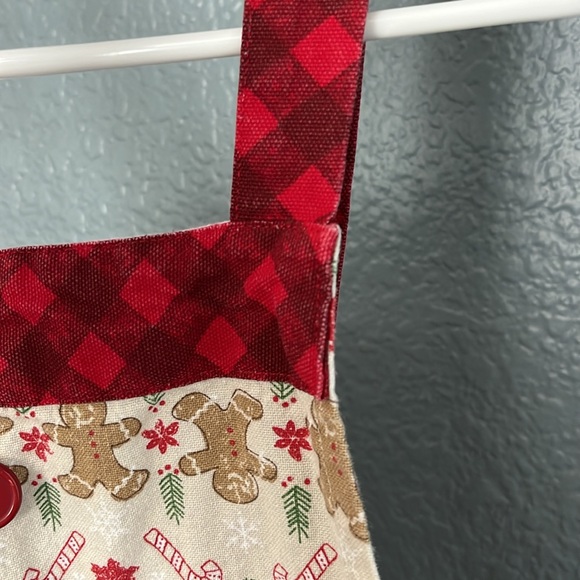 St. Nicholas Square Children’s Christmas Apron• Holliday• gingerbread• candy - Picture 5 of 11